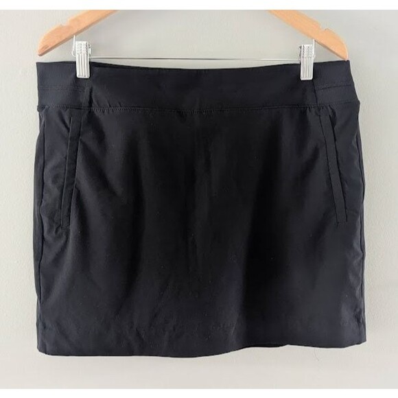 Athleta Brooklyn Skort 16" Size 14 Black EUC - Picture 1 of 4